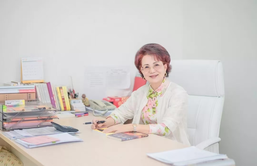 一纸倡议，半生情牵；百万捐赠，再续华章